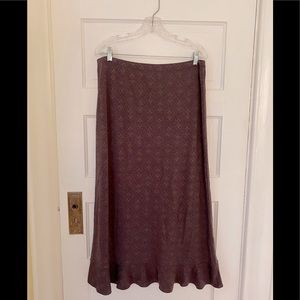 JJill maxi skirt with ruffle on the bottom.